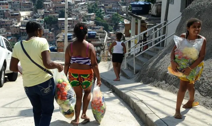 Brasil completa 1 ano fora do Mapa da Fome, mas desafios persistem